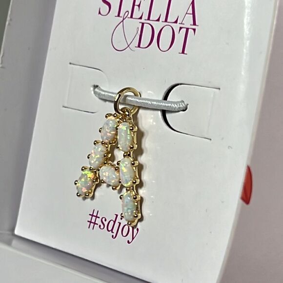 STELLA & DOT Fiery Faux Opal Letter Charm "A" Gold Finish NWT - Picture 2 of 3